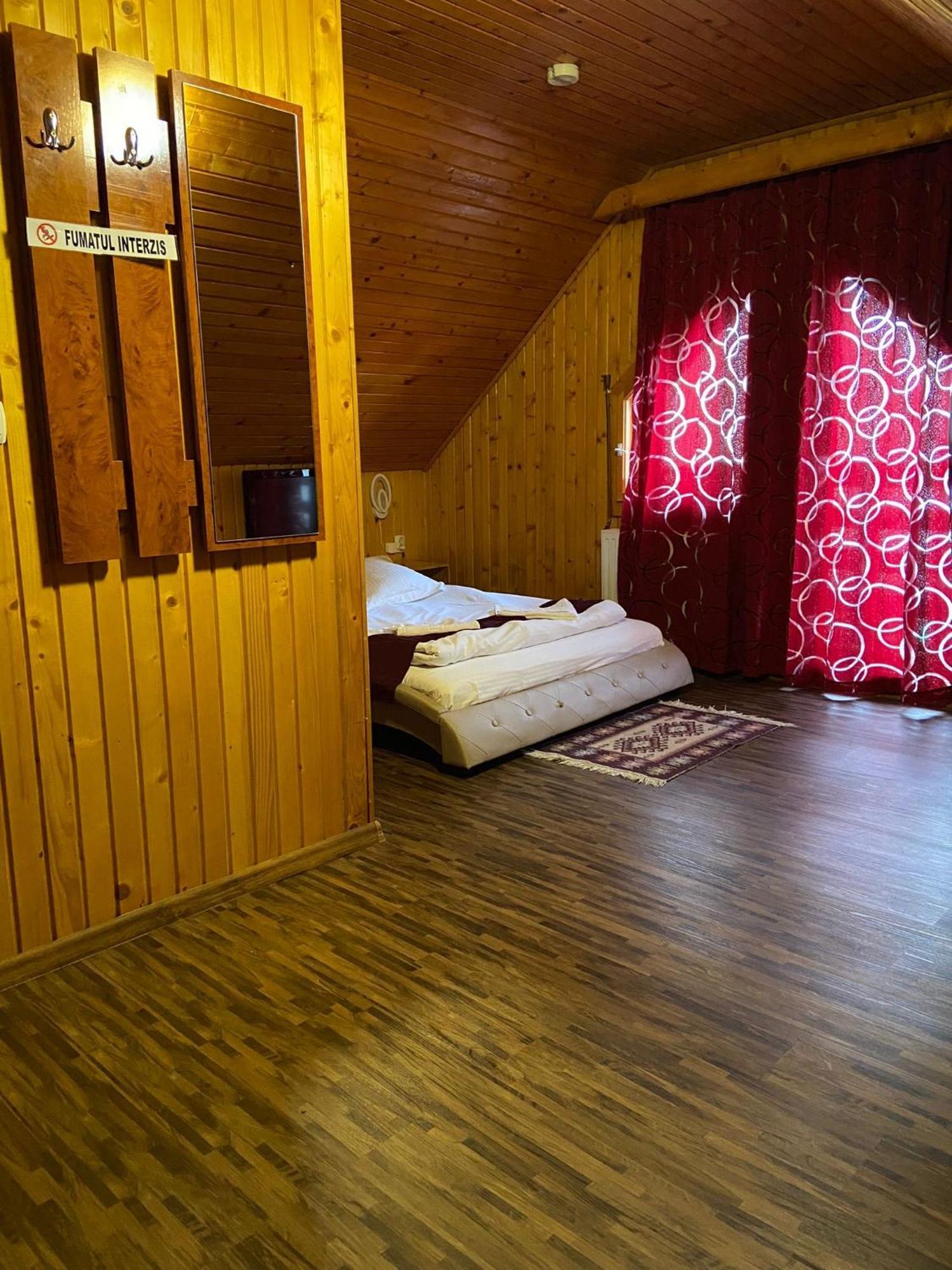 La Cristina Hotel ซินายา ภายนอก รูปภาพ